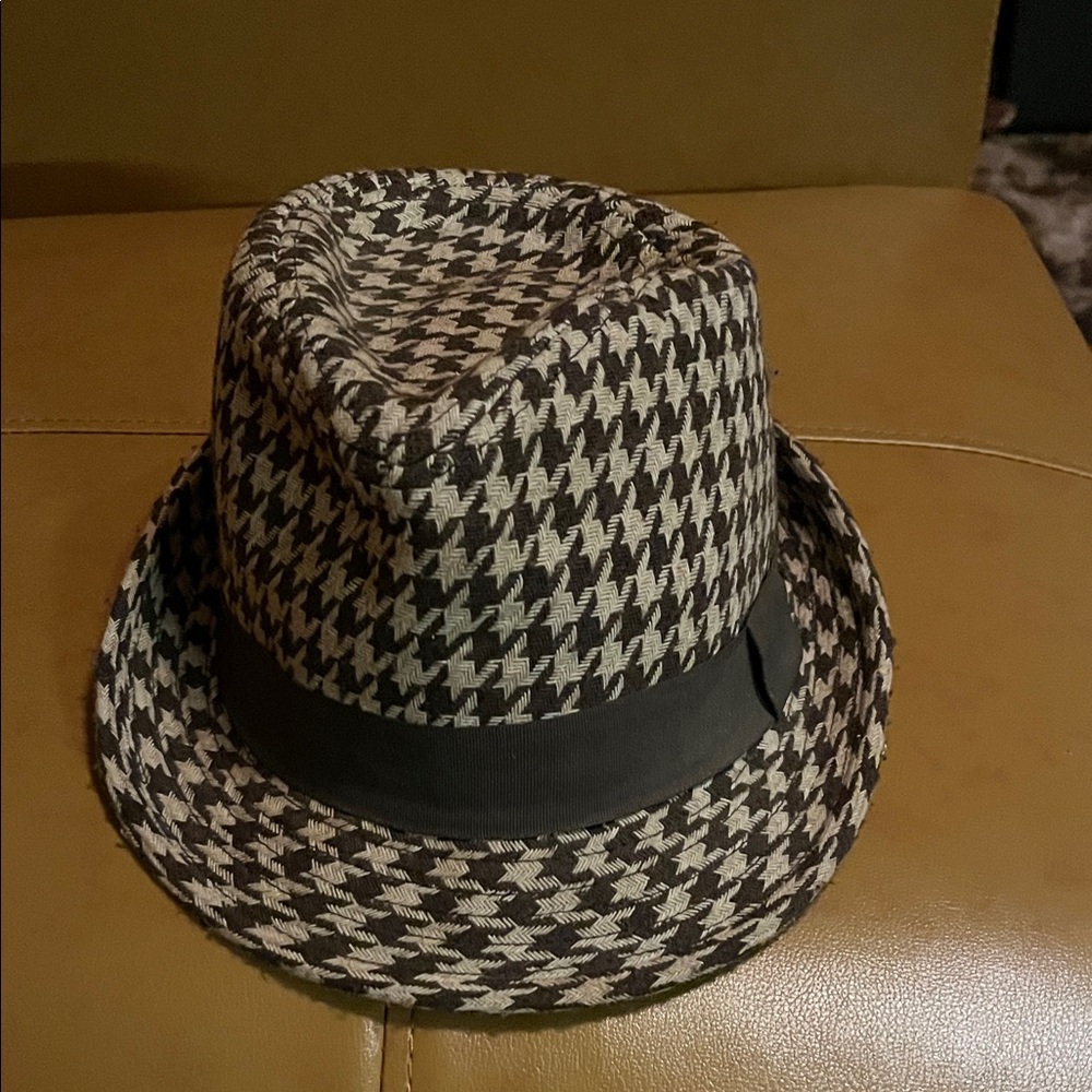 Houndstooth Fedora Hat with Black Band